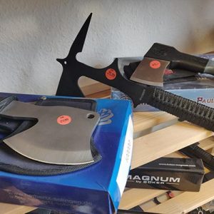Beile und Äxte